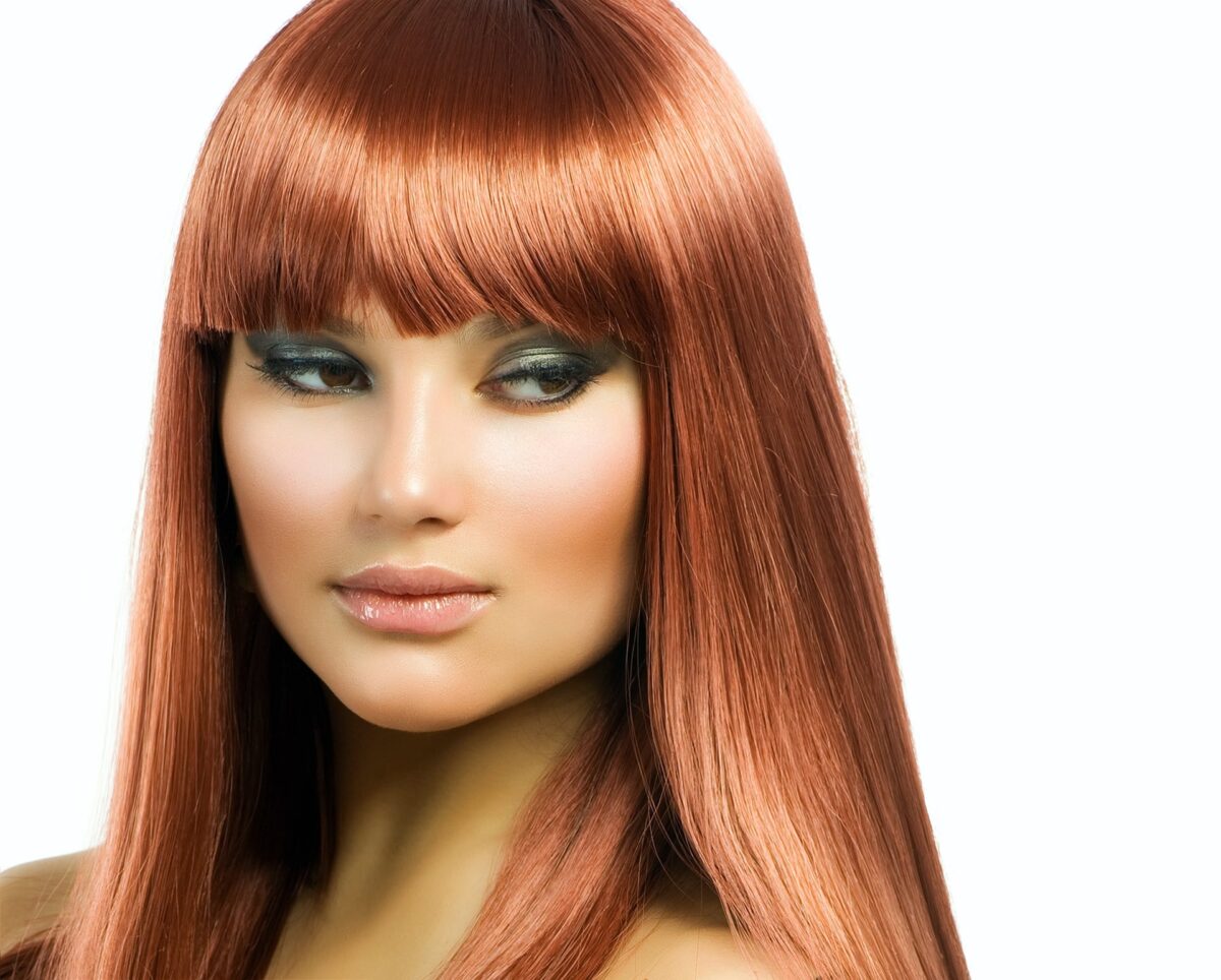 Exploration du nuancier couleur cheveux : comment choisir la teinte parfaite pour votre prochaine transformation